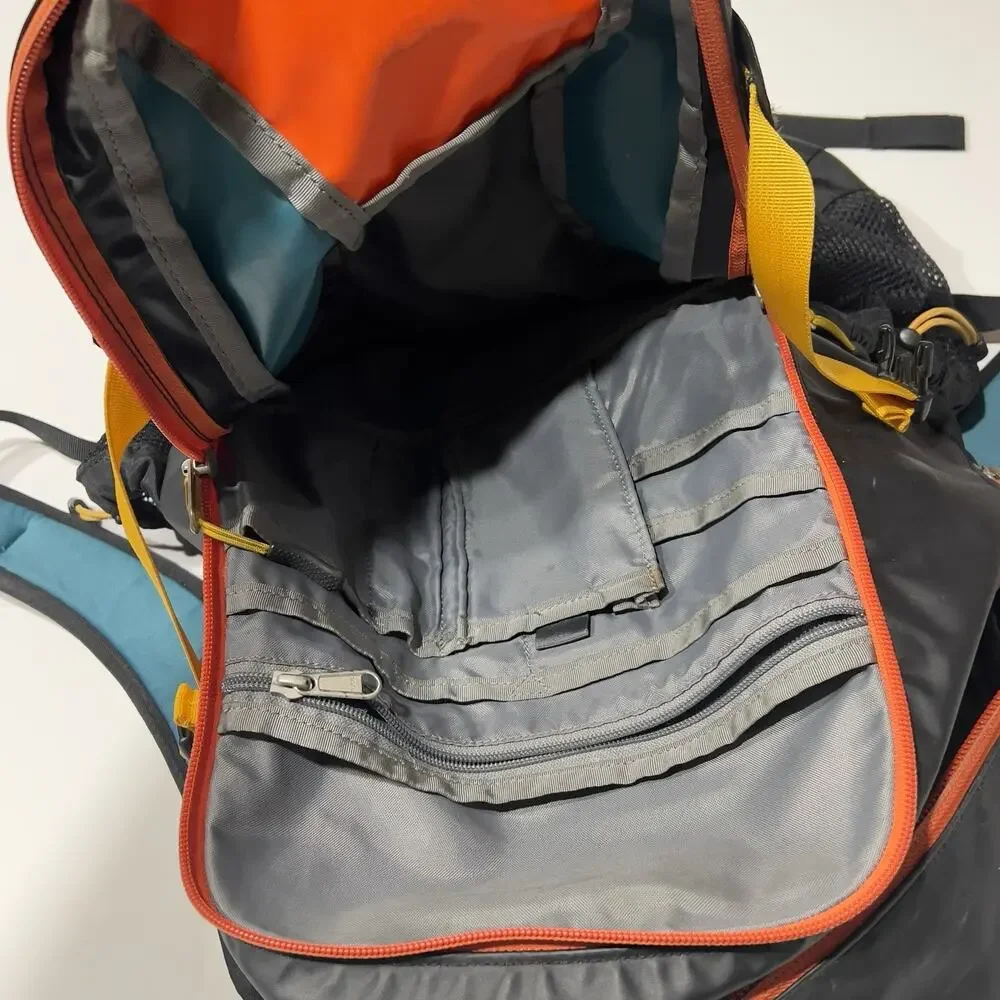 The North Face Hot Shot Chameleon Backpack Teal Orange Mesh Pocket Daypack